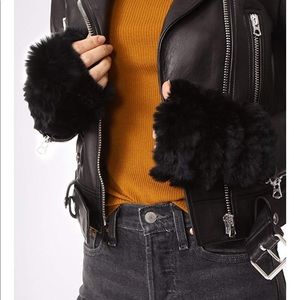 JOCELYN NWOT fingerless black rabbit fur gloves